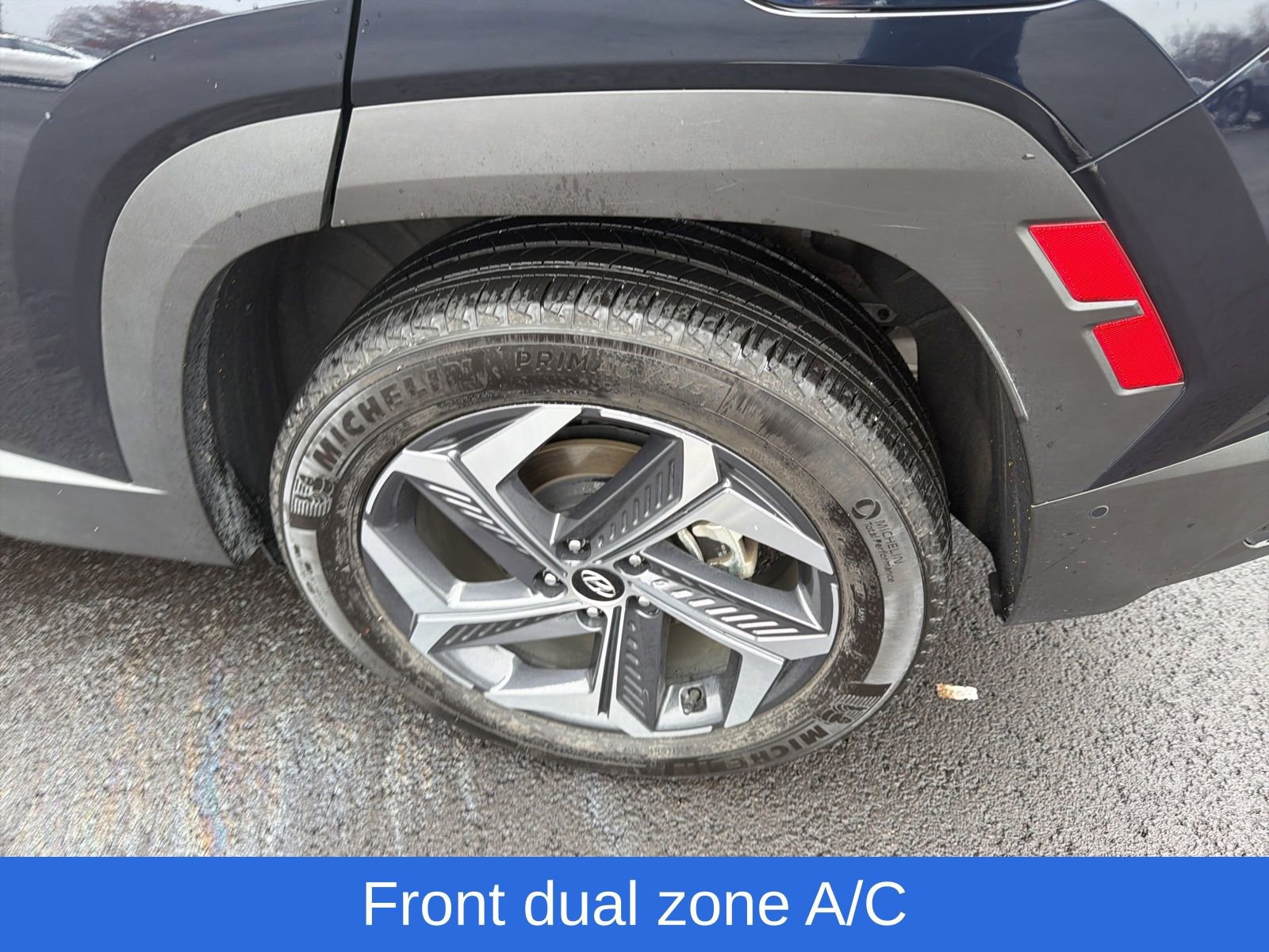 Used 2024 Hyundai Tucson Limited image 28