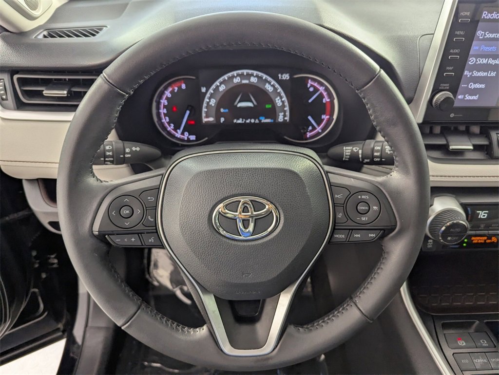 Used 2022 Toyota RAV4 Limited image 18