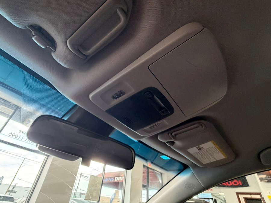 Used 2018 Toyota Camry LE FWD image 43