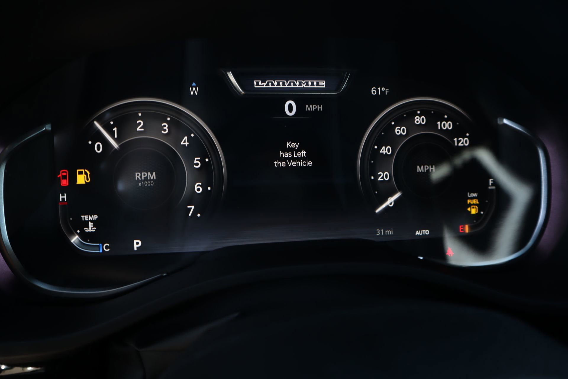 New 2026 RAM 1500 Laramie AWD/4WD image 4