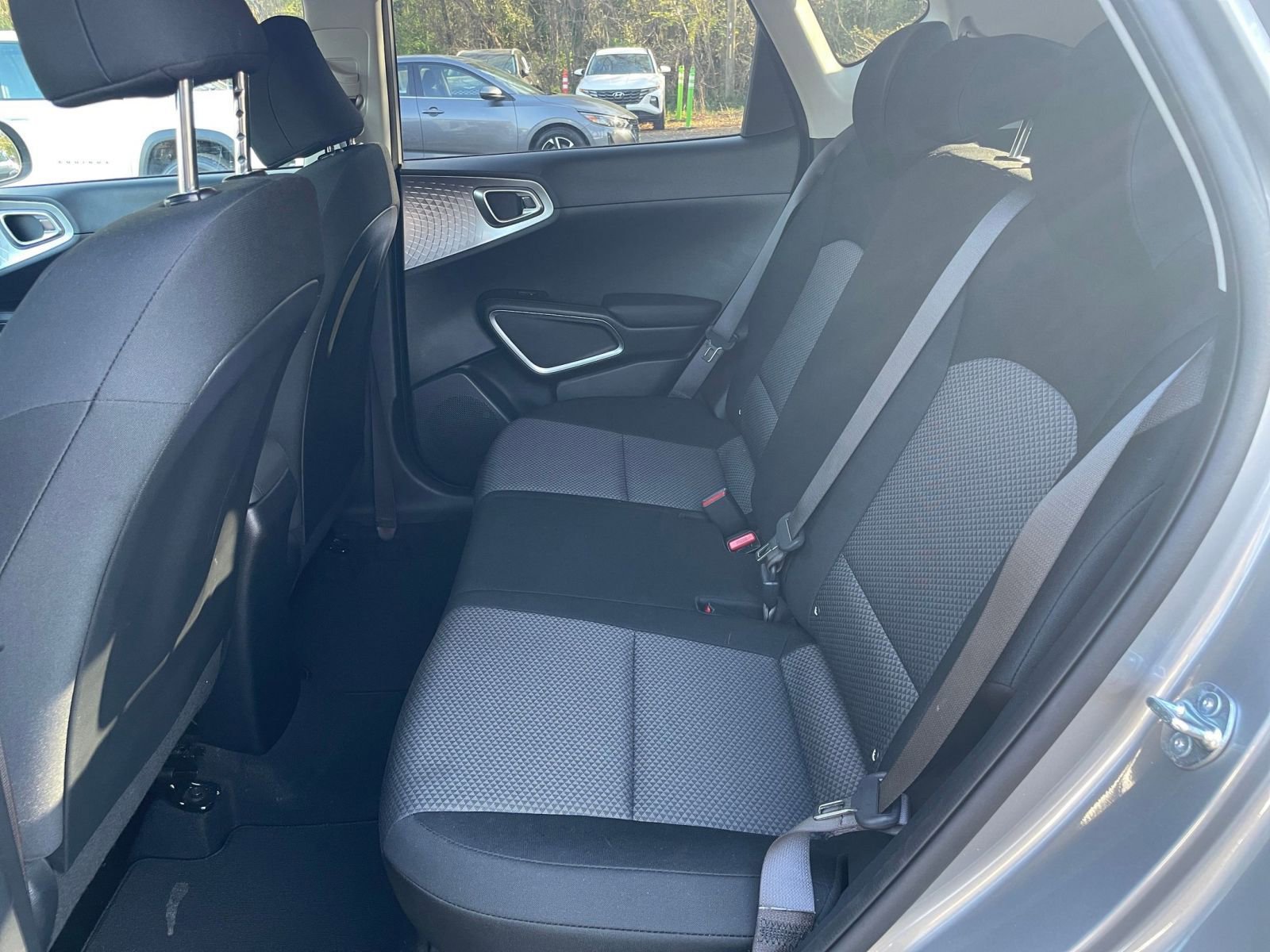 Used 2025 Kia Soul LX w/ LX Technology Package image 23