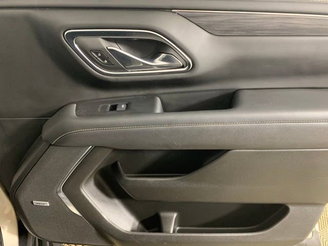 Used 2023 GMC Yukon SLT image 33