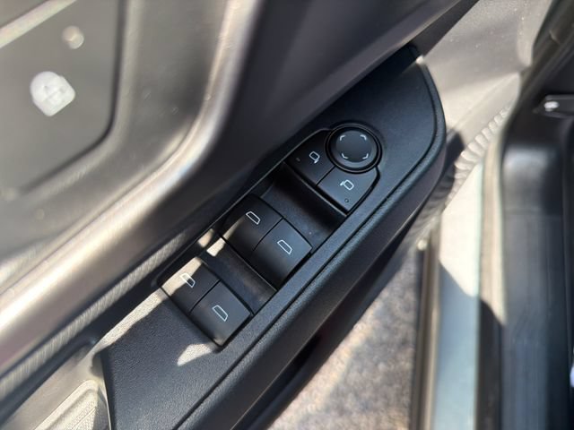 Used 2026 Chevrolet Equinox EV LT FWD image 11