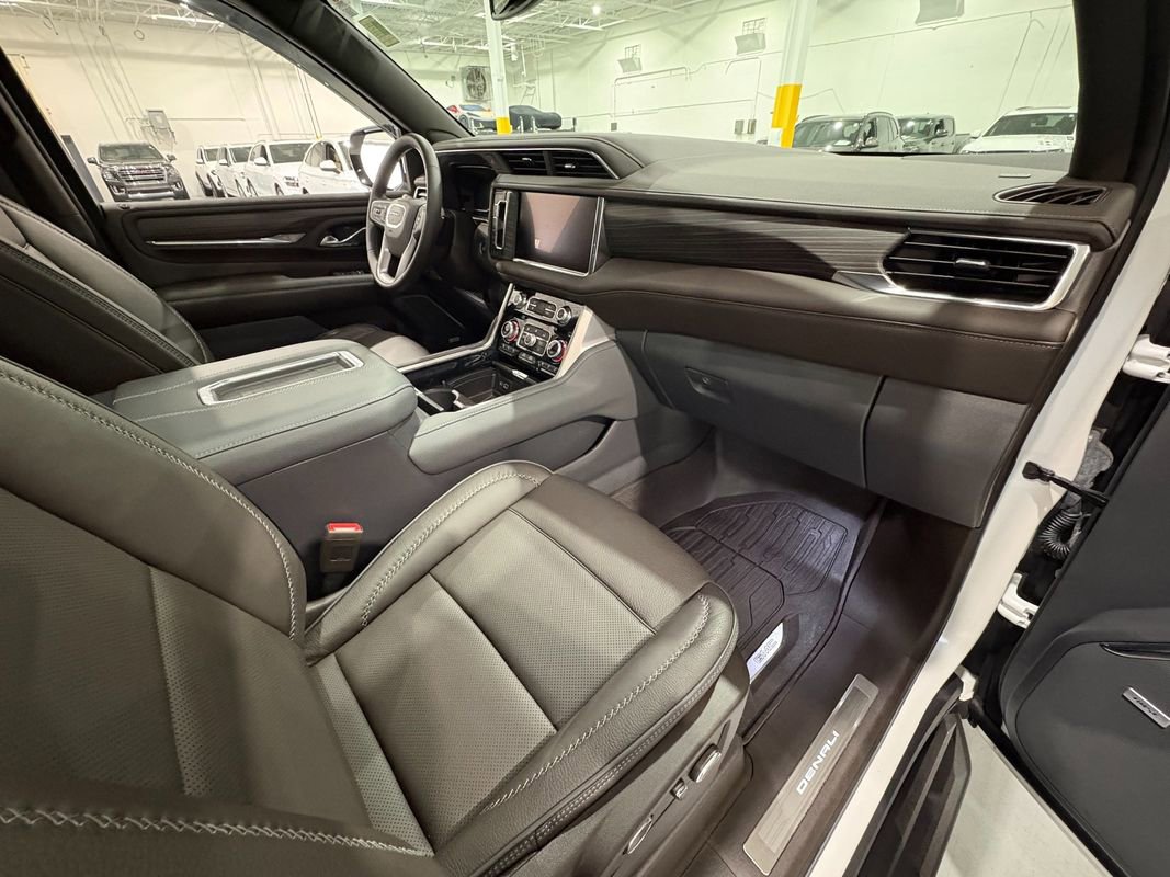 Used 2023 GMC Yukon Denali w/ LPO, Floor Liner Package AWD/4WD image 58