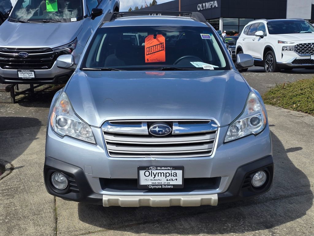 Used 2013 Subaru Outback 2.5i Premium AWD/4WD image 2