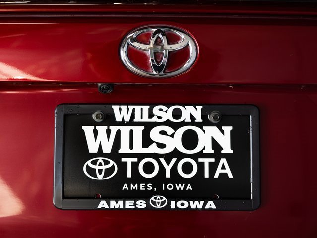 Used 2021 Toyota RAV4 XLE image 7