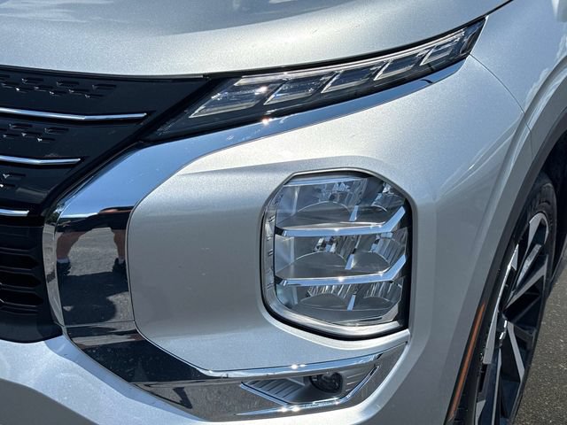 Used 2024 Mitsubishi Outlander SE FWD image 9