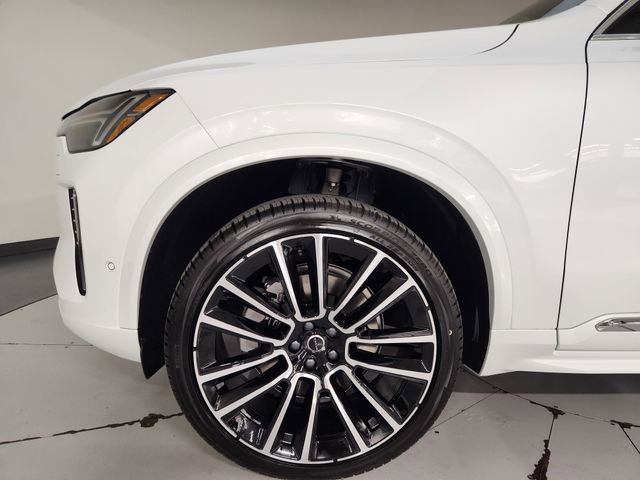 New 2026 Volvo XC90 B6 Plus w/ Protection Package Premier image 11