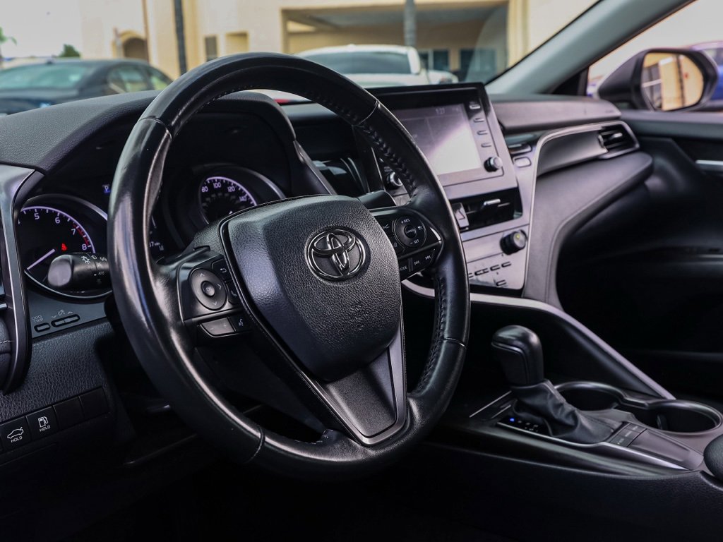 Used 2023 Toyota Camry SE image 14