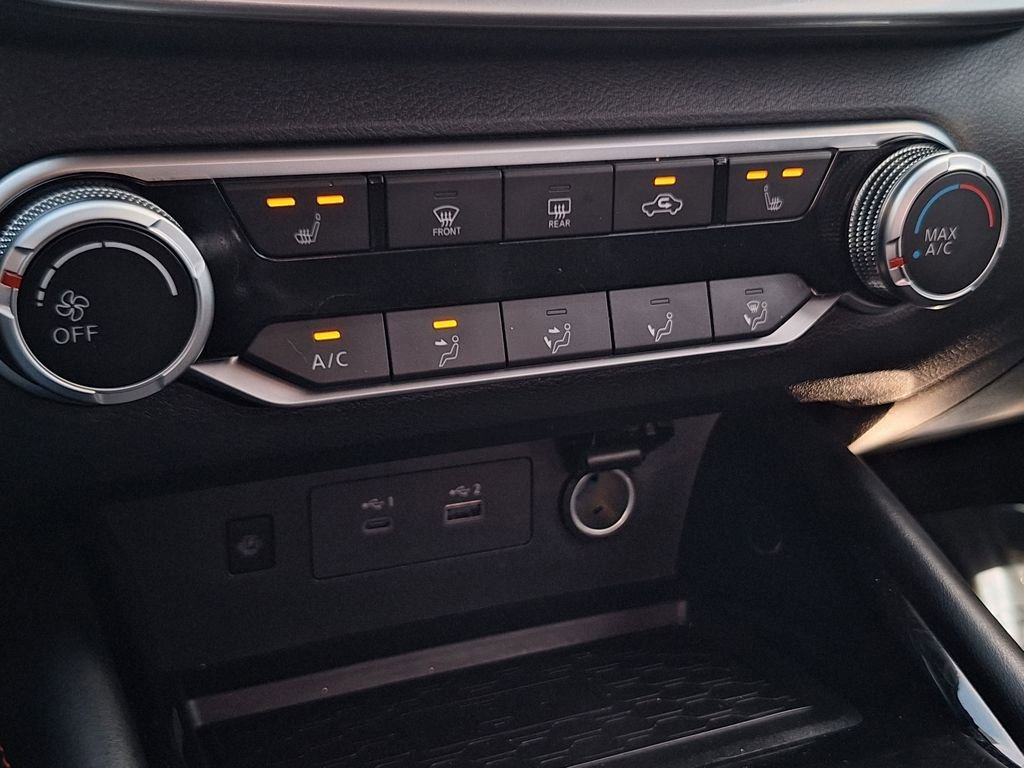 Used 2024 Nissan Altima 2.5 SR w/ SR Premium Package image 23