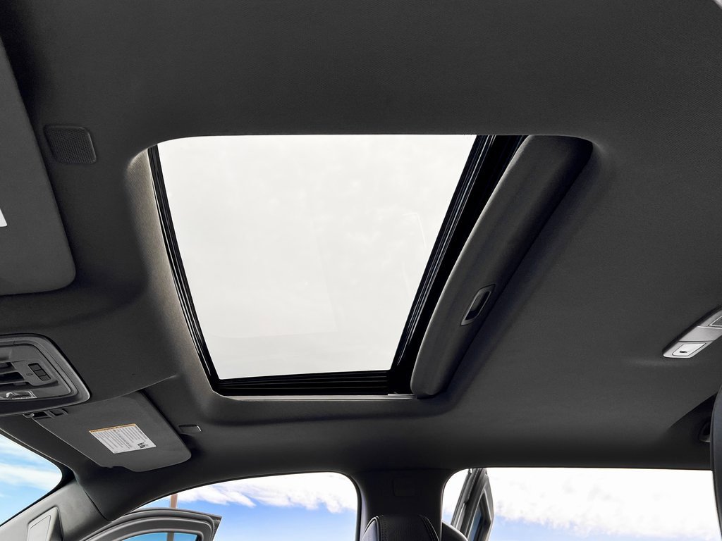 Used 2025 GMC Sierra 2500 Denali image 7