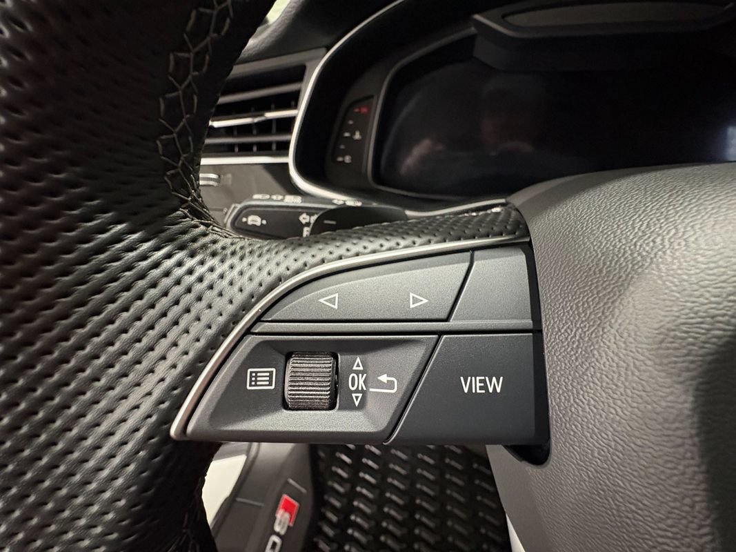 Used 2026 Audi SQ8 Prestige AWD/4WD image 14