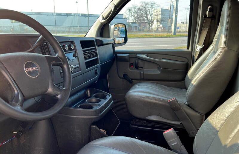 Used 2008 GMC Savana 2500 image 10