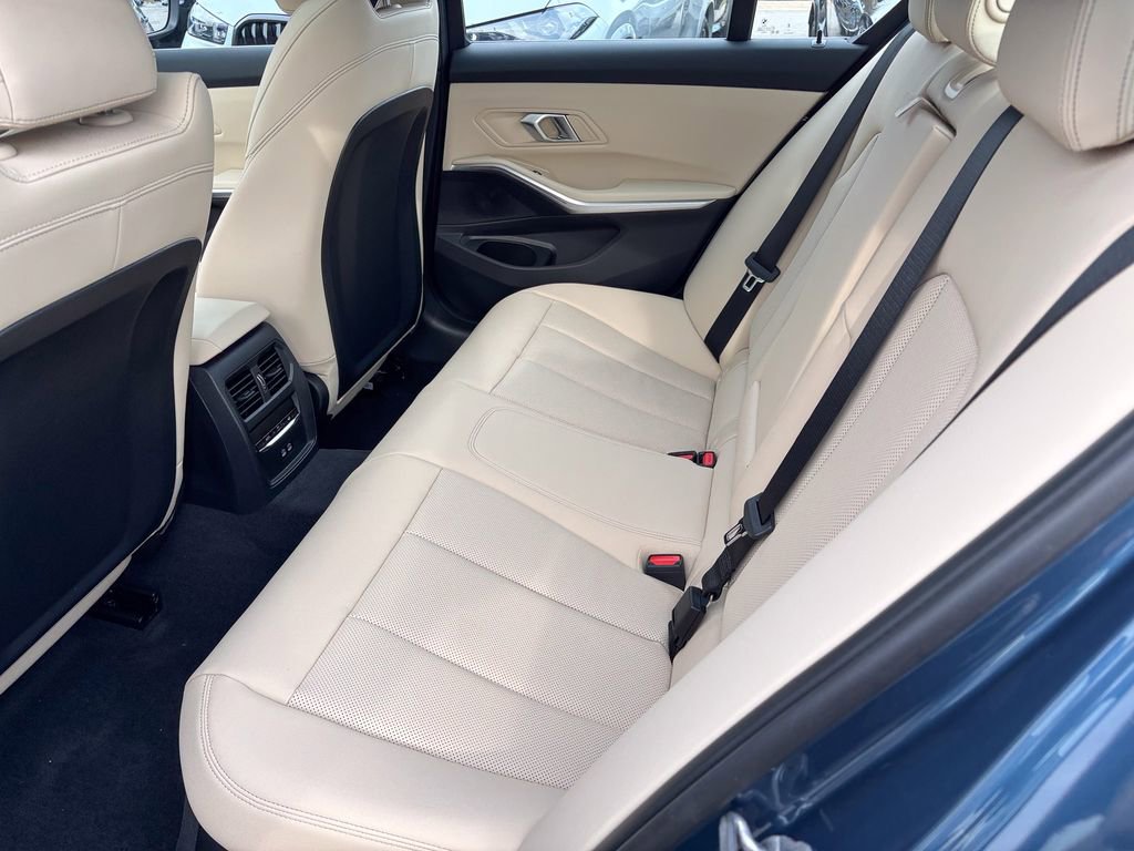 New 2026 BMW 330i xDrive Sedan w/ Premium Package image 27