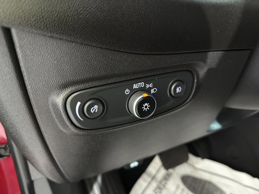 Used 2020 Chevrolet Equinox Premier image 21