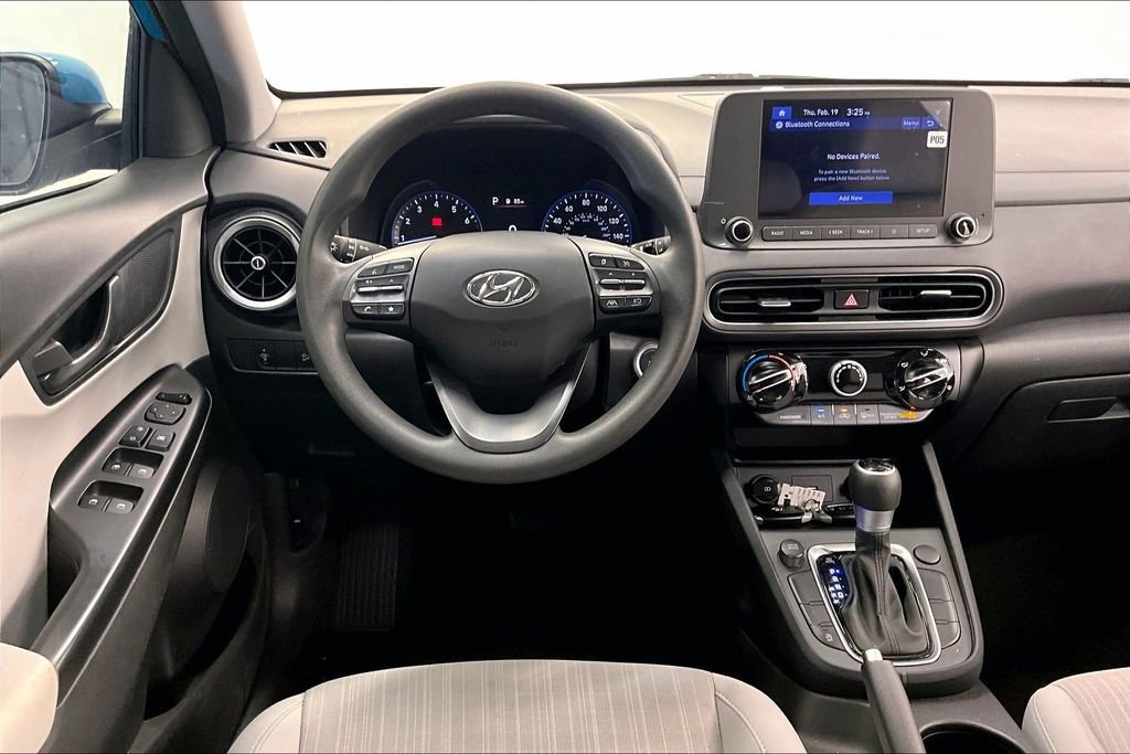 Used 2022 Hyundai Kona SEL w/ Cargo Package image 4