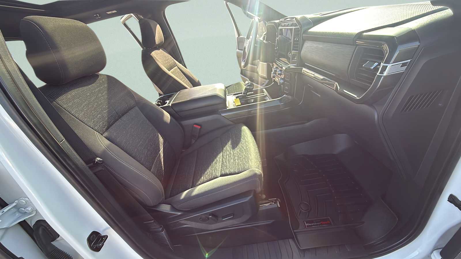 Used 2022 Ford F150 XLT w/ Equipment Group 302A High image 29