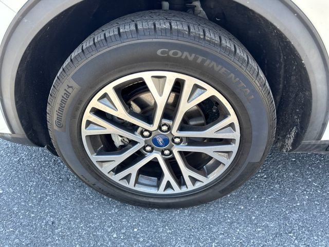 Used 2020 Ford Escape SEL image 27