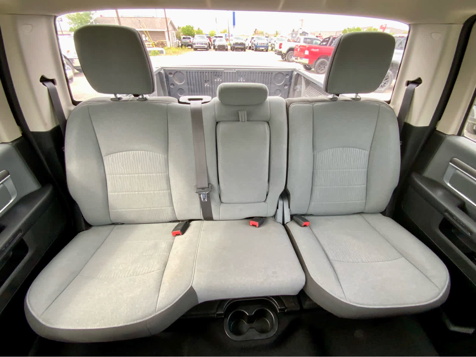 Used 2023 RAM 1500 Classic SLT AWD/4WD image 29