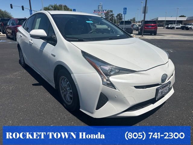 Used 2017 Toyota Prius Two w/ Prius Two Safety Plus Package FWD image 5