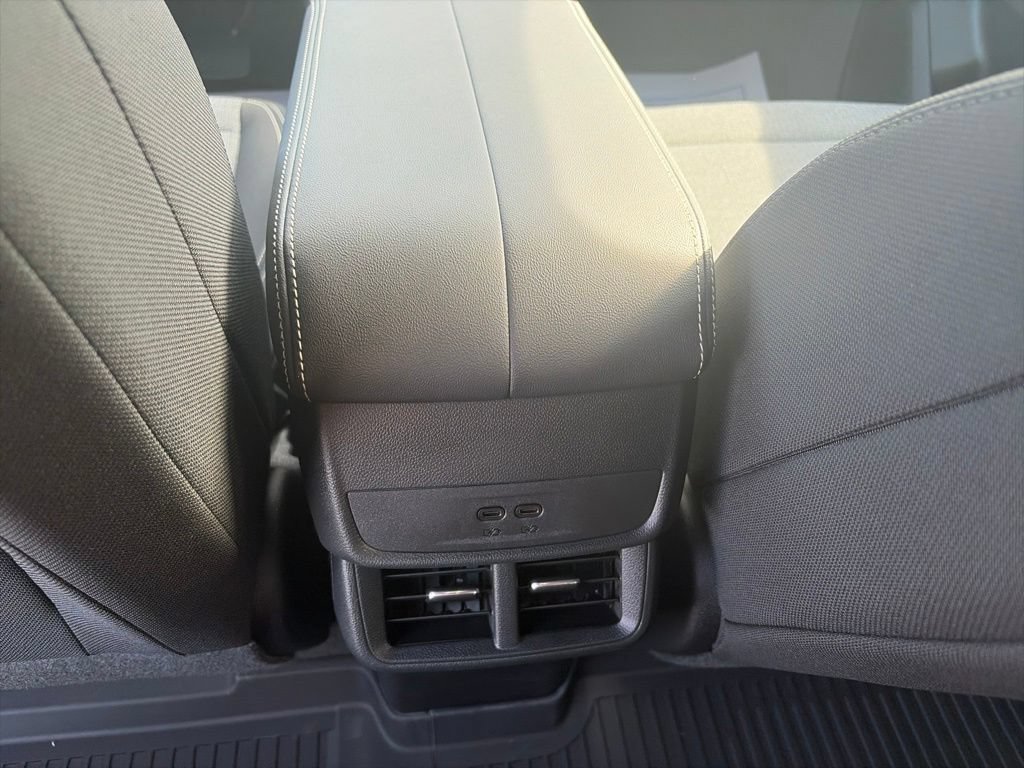 New 2027 GMC Terrain Elevation w/ LPO, Floor Liner Package FWD image 13