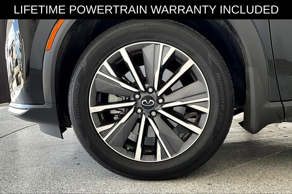 Certified 2026 INFINITI QX60 Luxe w/ Family Package FWD image 11