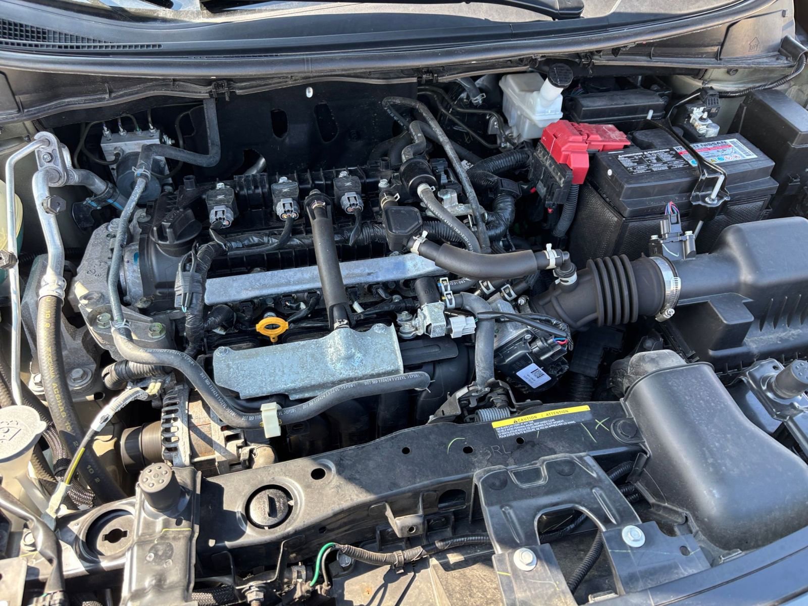 Used 2025 Nissan Versa SV FWD image 30