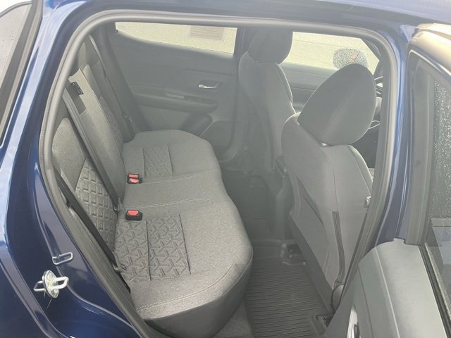 Certified 2025 Nissan Kicks SV image 13