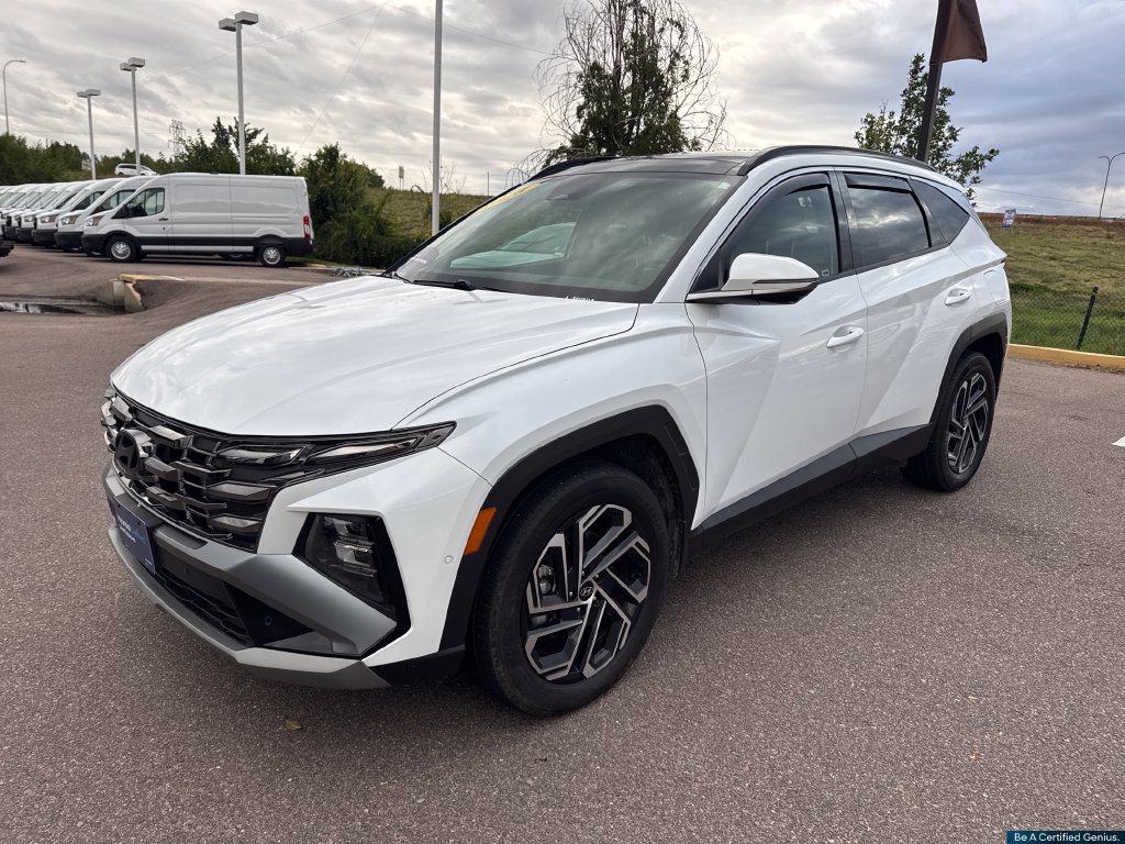 Certified 2026 Hyundai Tucson Limited AWD/4WD image 3