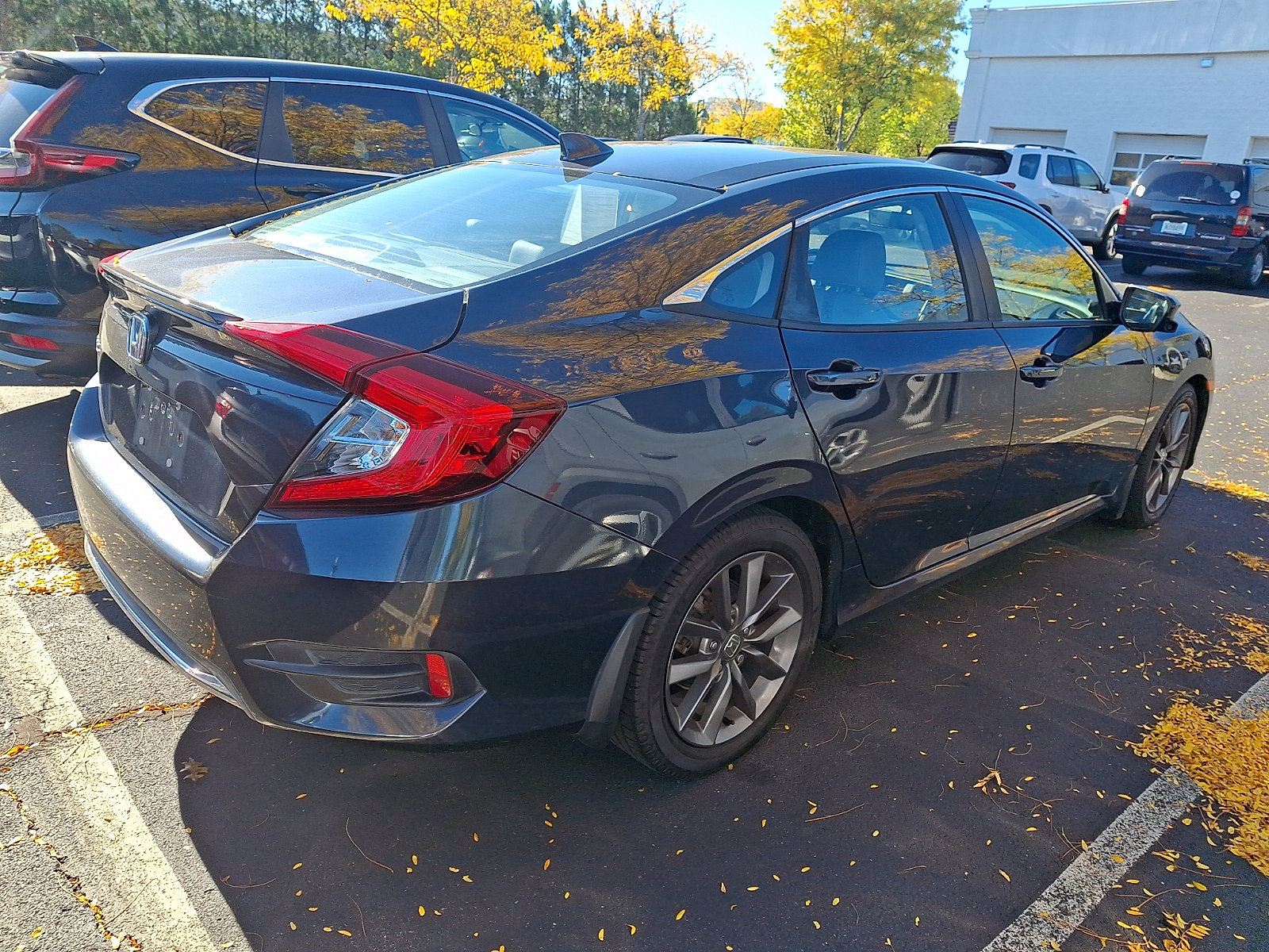Used 2020 Honda Civic EX-L image 5