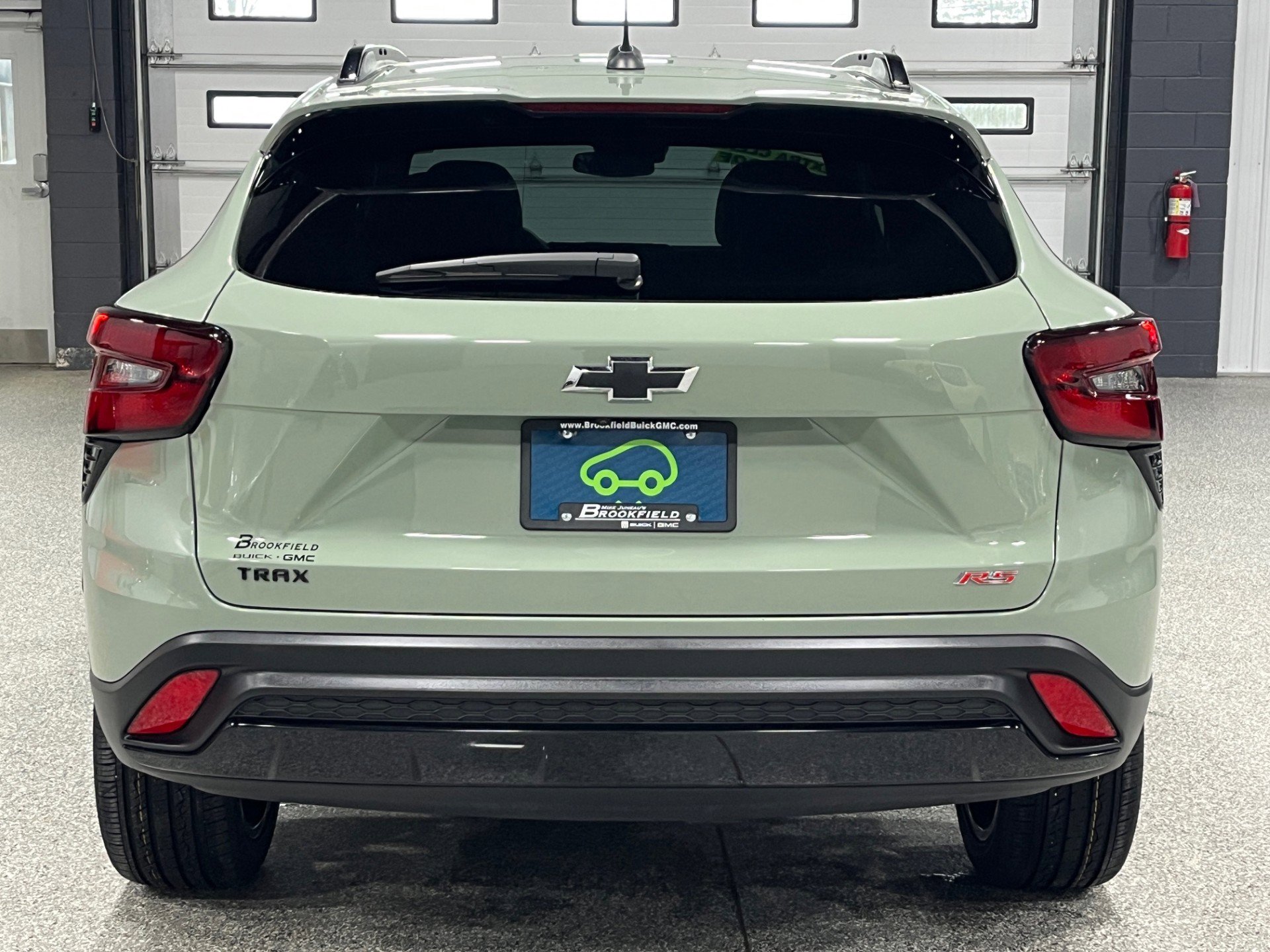 Certified 2024 Chevrolet Trax RS w/ Sunroof Package FWD image 4