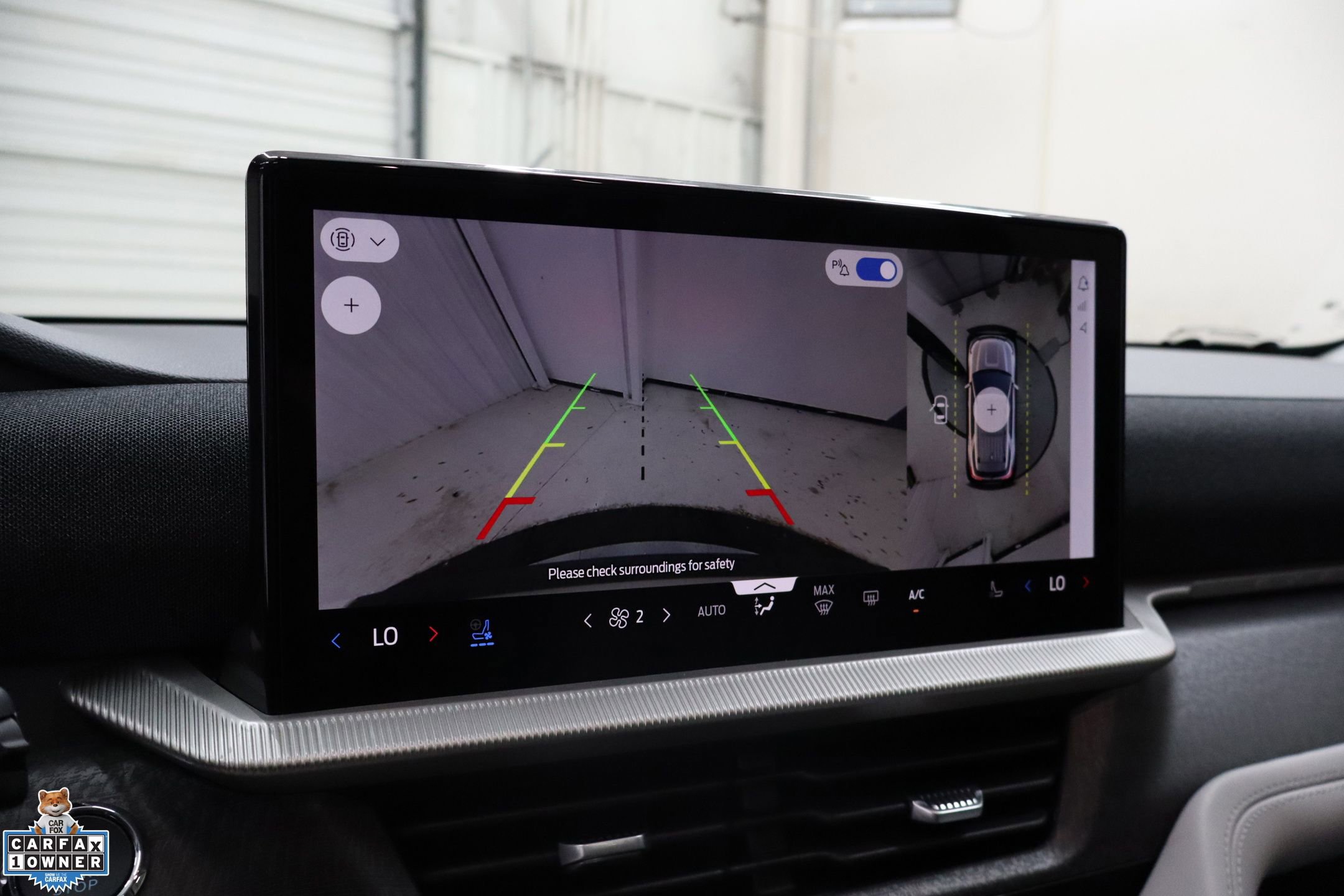 Used 2025 Ford Explorer Platinum w/ Ultimate Package image 23