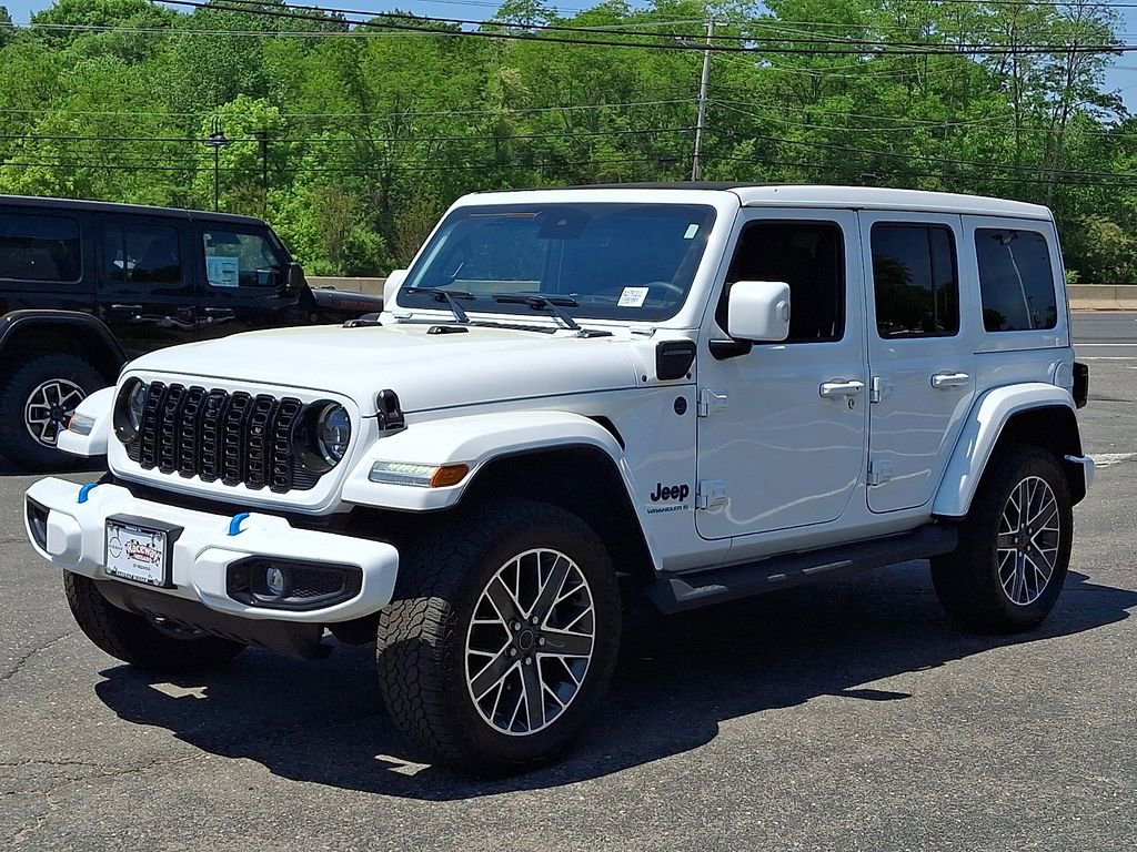 Used 2024 Jeep Wrangler High Altitude AWD/4WD image 4