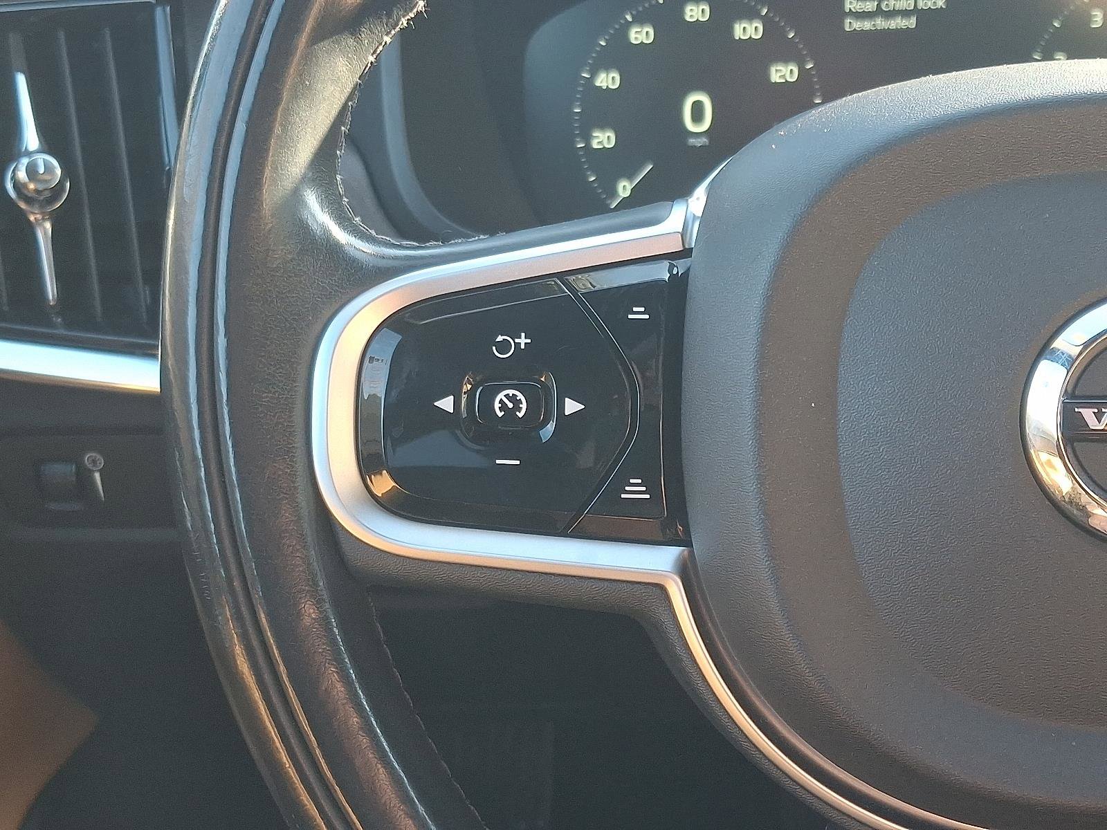 Used 2018 Volvo V90 T6 Cross Country w/ Protection Package Premier image 21