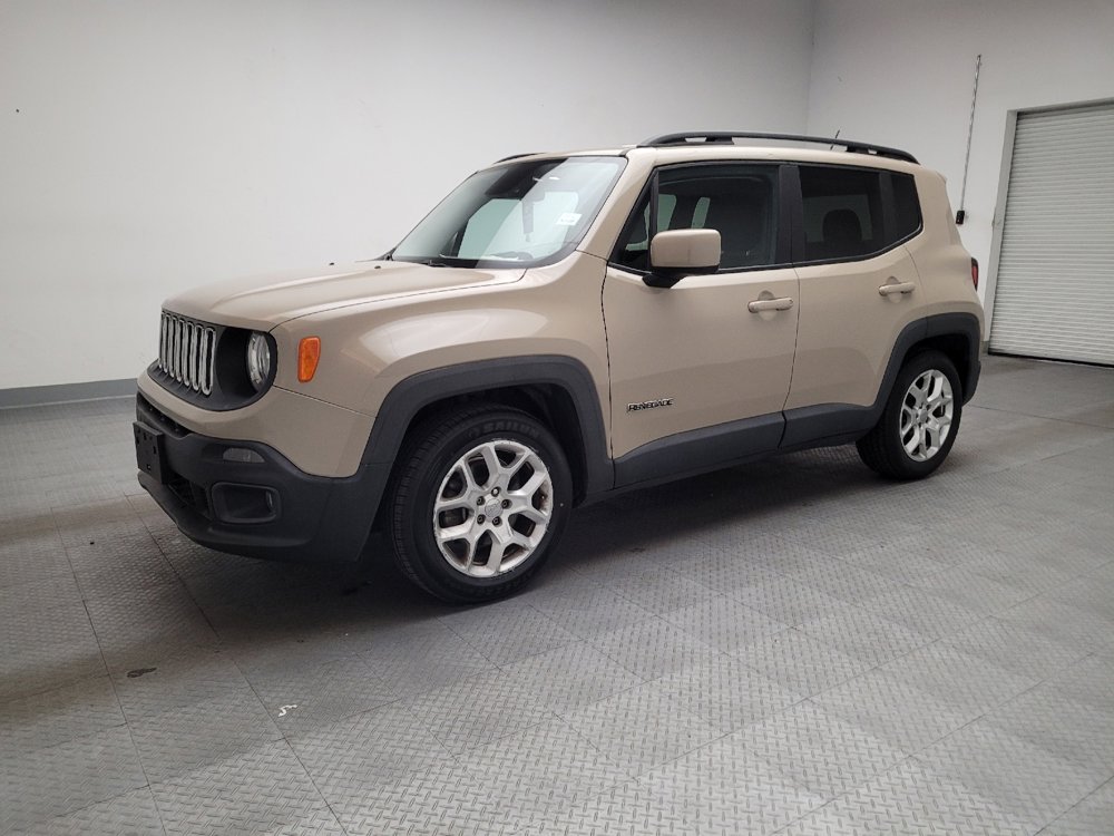 Used 2015 Jeep Renegade Latitude image 2