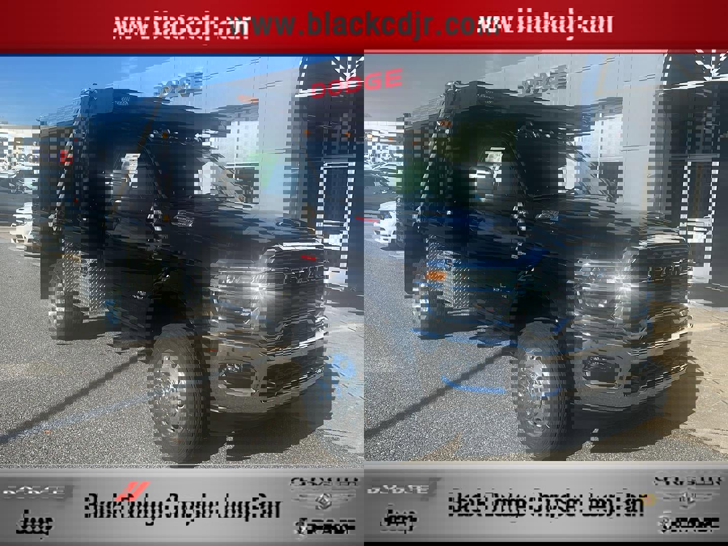 New 2026 RAM 5500 4x4 Regular Cab image 1