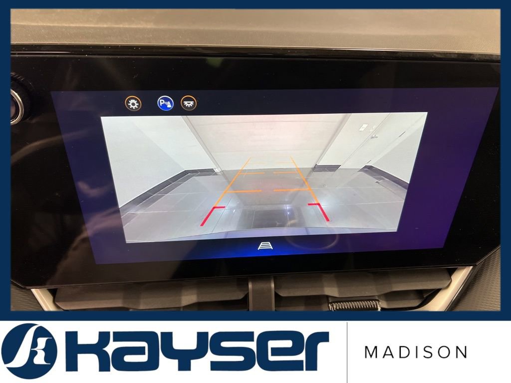 Used 2025 Chevrolet Equinox LT image 13