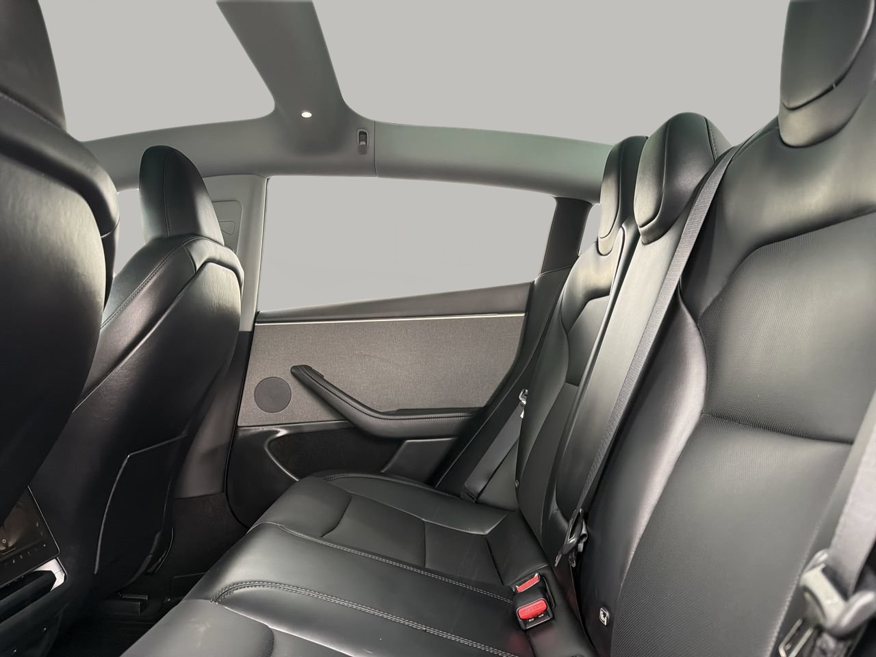 Used 2025 Tesla Model 3 Long Range RWD image 15
