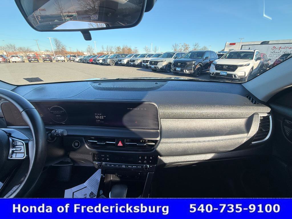 Used 2024 Kia Seltos EX image 25