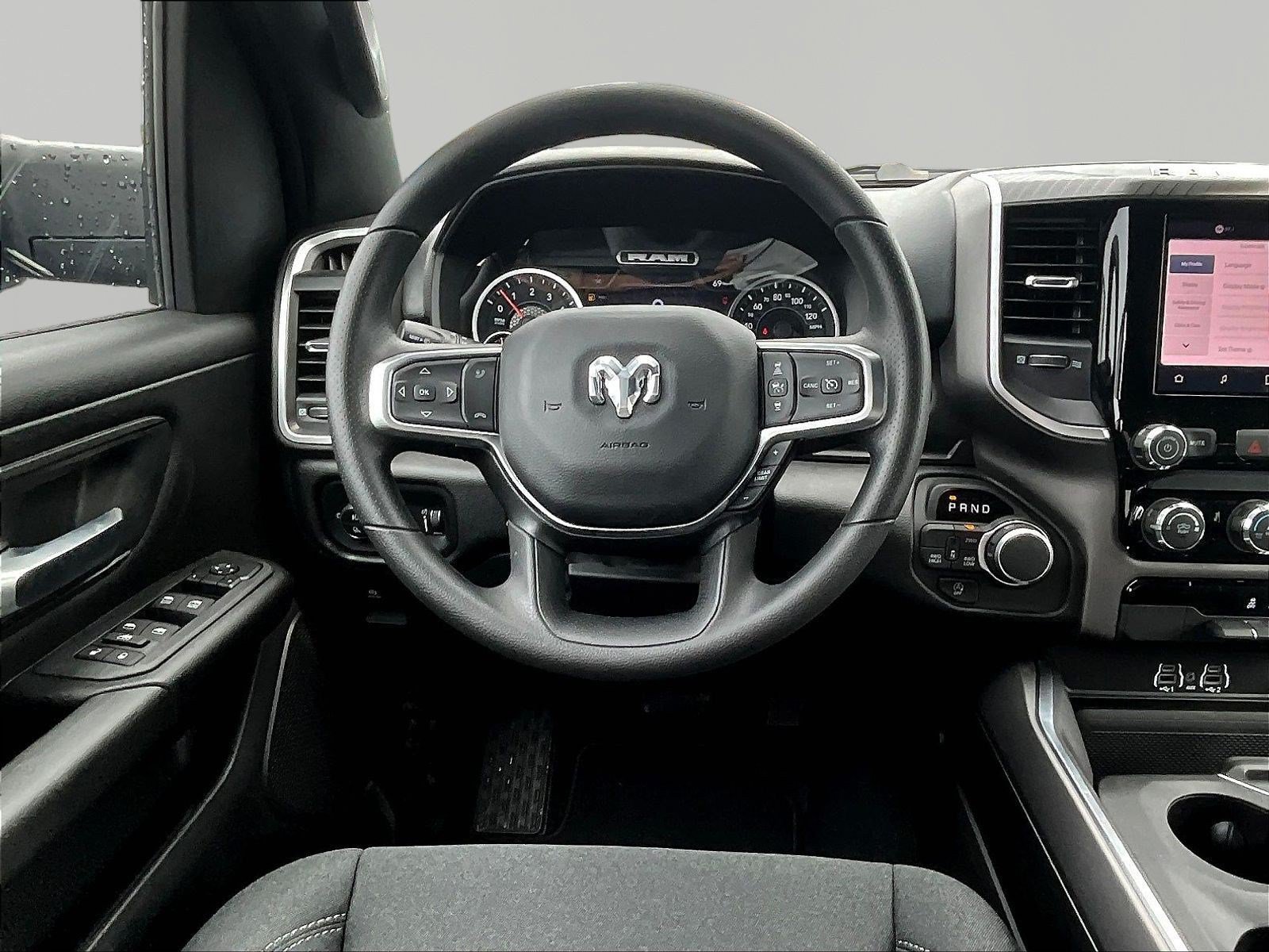 New 2026 RAM 1500 Express AWD/4WD image 9