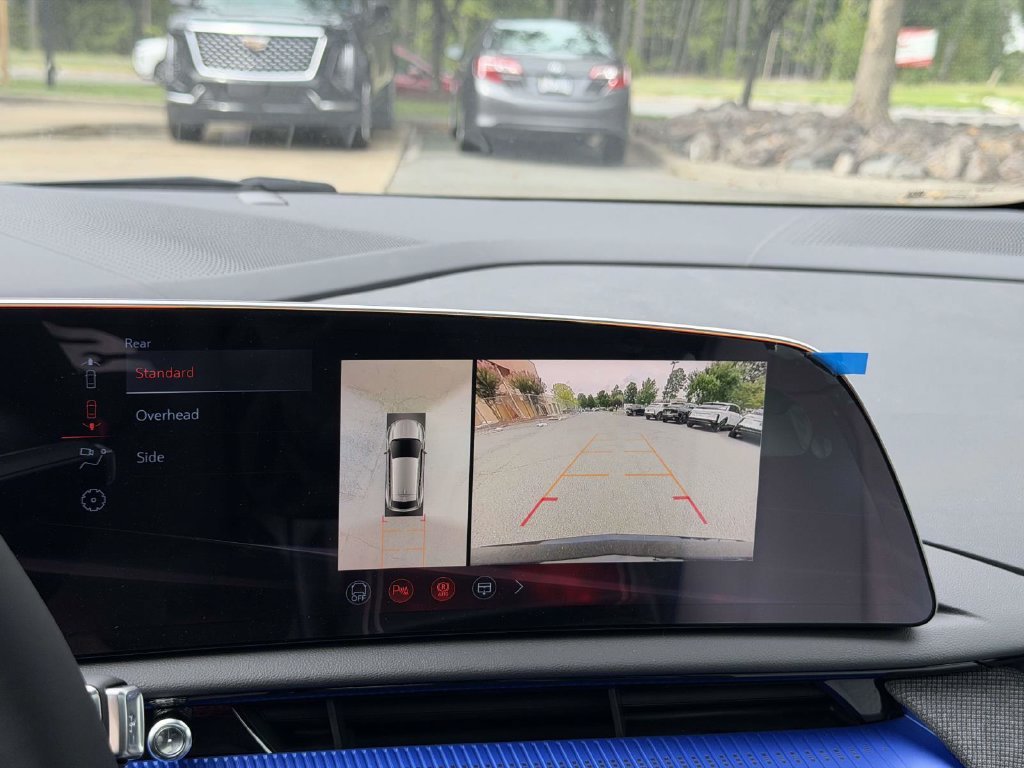New 2026 Cadillac Optiq V AWD/4WD image 21