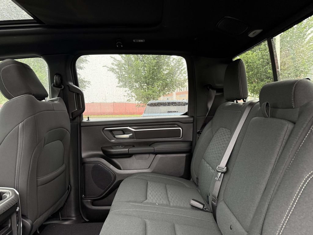 New 2026 RAM 1500 Big Horn AWD/4WD image 17