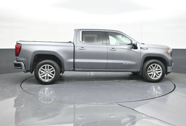Used 2021 GMC Sierra 1500 SLT w/ SLT Premium Plus Package AWD/4WD image 17
