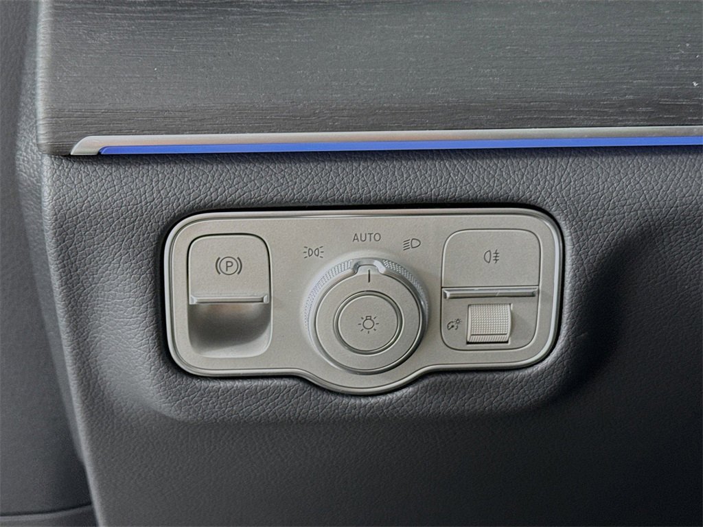 Used 2026 Mercedes-Benz GLE 350 4MATIC image 13