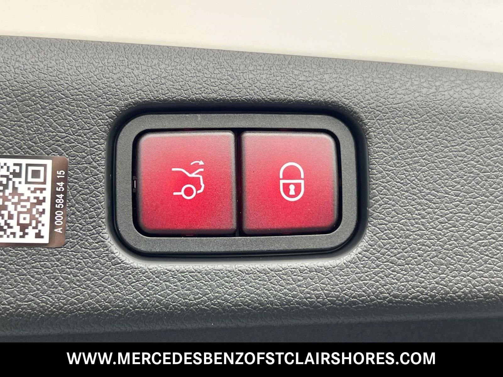 New 2026 Mercedes-Benz E 350 4MATIC Sedan image 13