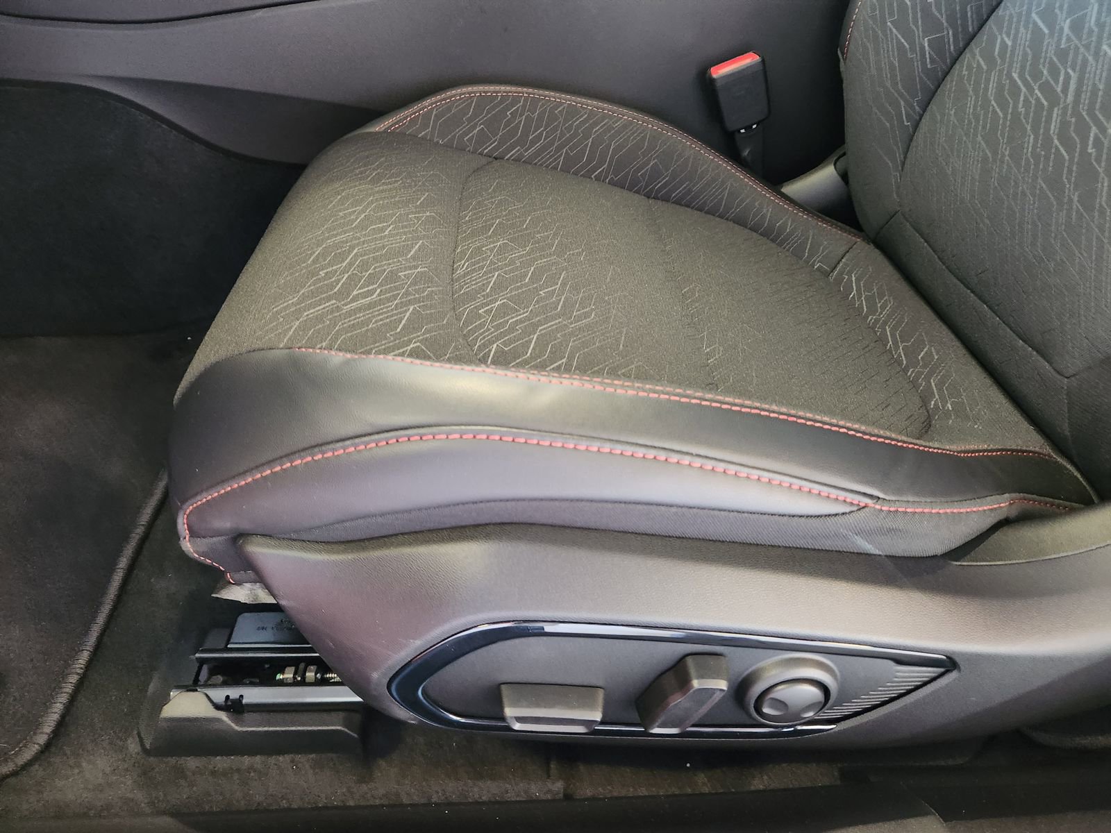 New 2025 Dodge Charger R/T w/ Sun & Sound Package image 16