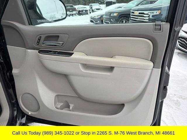 Used 2013 Chevrolet Avalanche LT AWD/4WD image 34