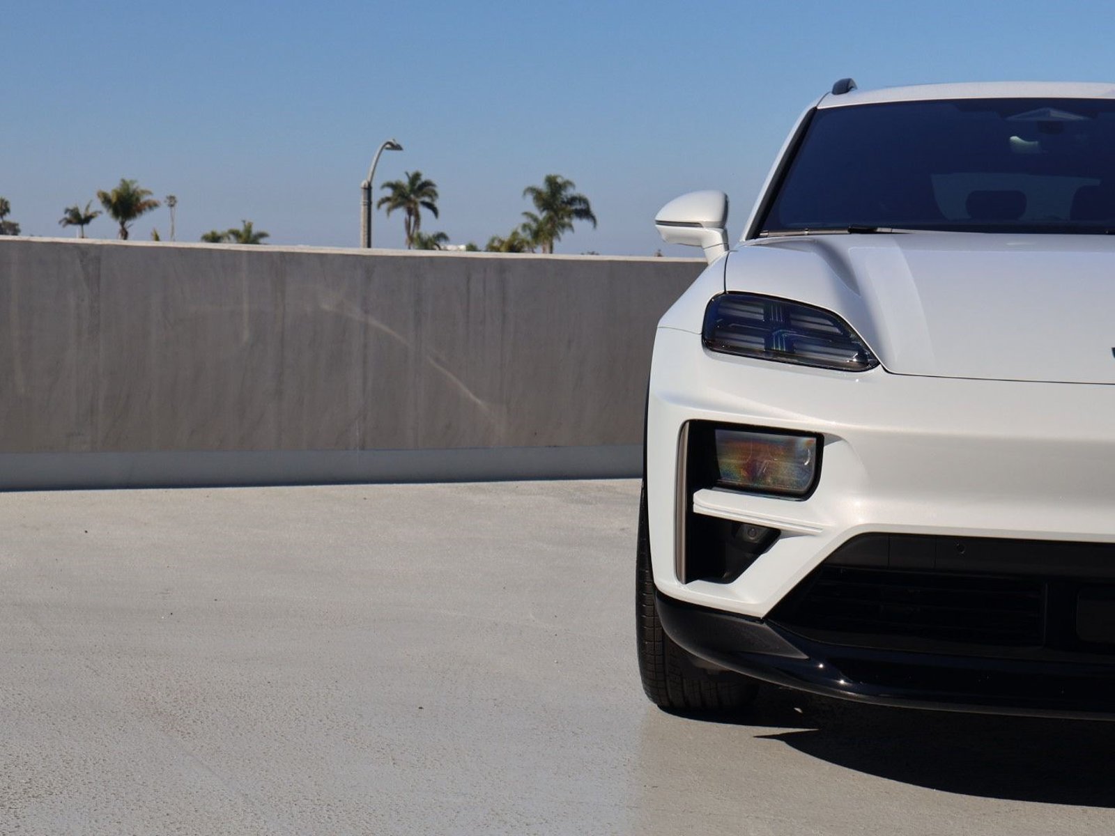 New 2026 Porsche Macan Turbo Electric AWD/4WD image 12