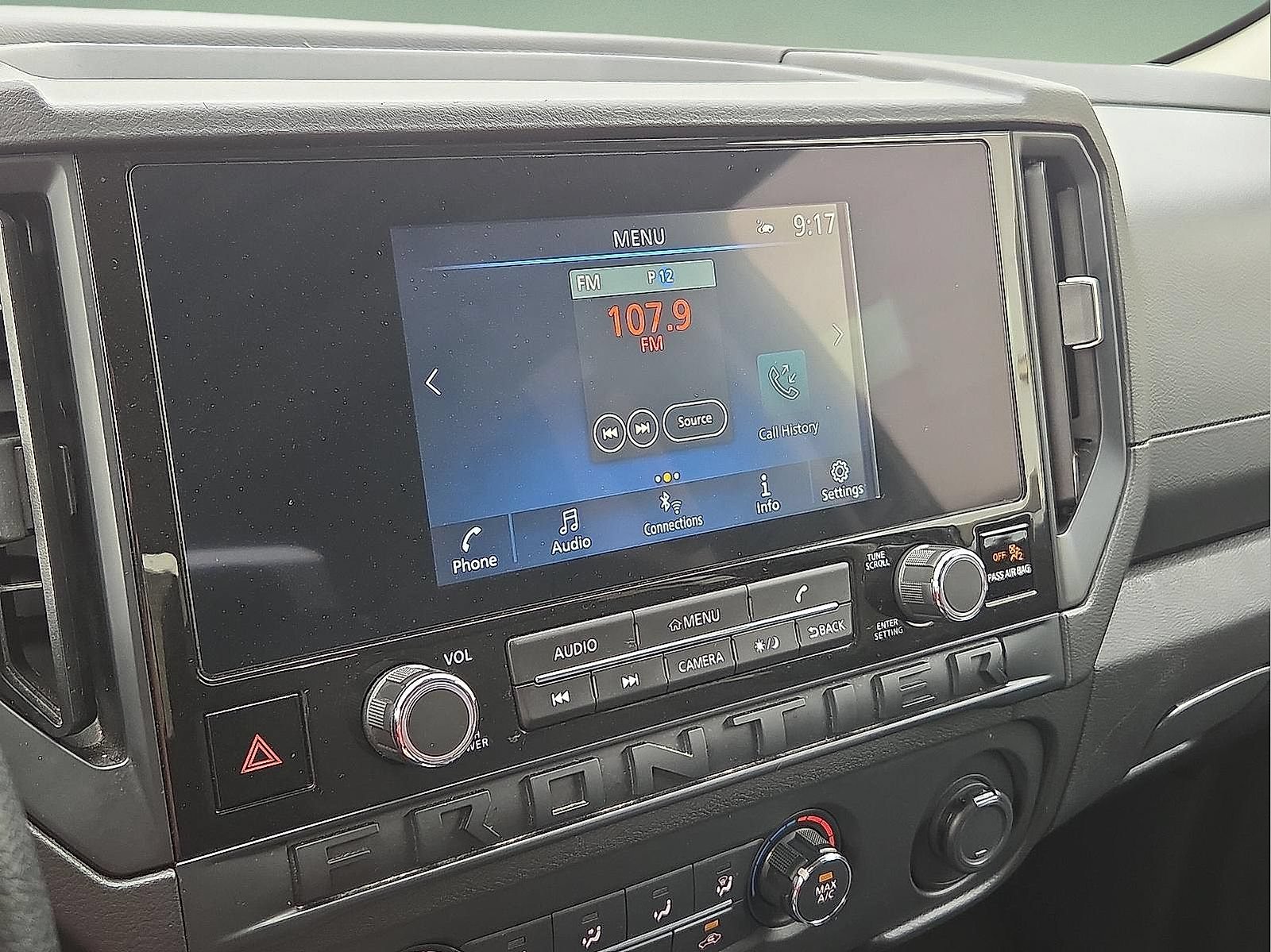 Used 2025 Nissan Frontier S w/ S Utility Package AWD/4WD image 16