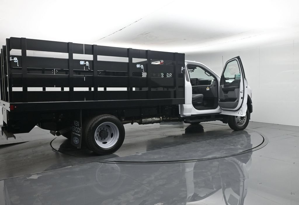 New 2026 Ford F450 XL w/ XL Chrome Package RWD image 5